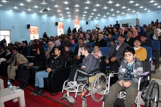 Ağrı´da Engelli çocuklara tekerlekli sandalye yardımı yapıldı