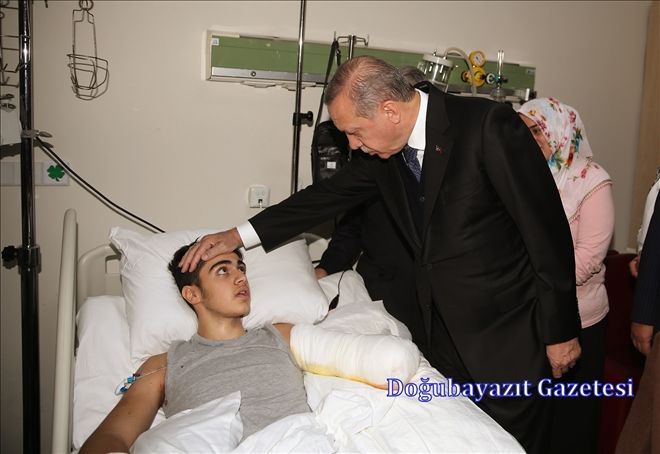 Cumhurbaşkanı Erdoğan ve Başbakan Yıldırım Harun Polat´ı ziyaret etti