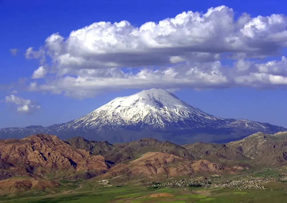 AĞRI DAĞI