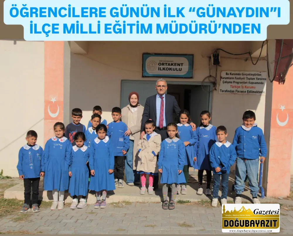 ÖĞRENCİLERE GÜNÜN İLK “GÜNAYDIN”I İLÇE MİLLİ EĞİTİM MÜDÜRÜ’NDEN