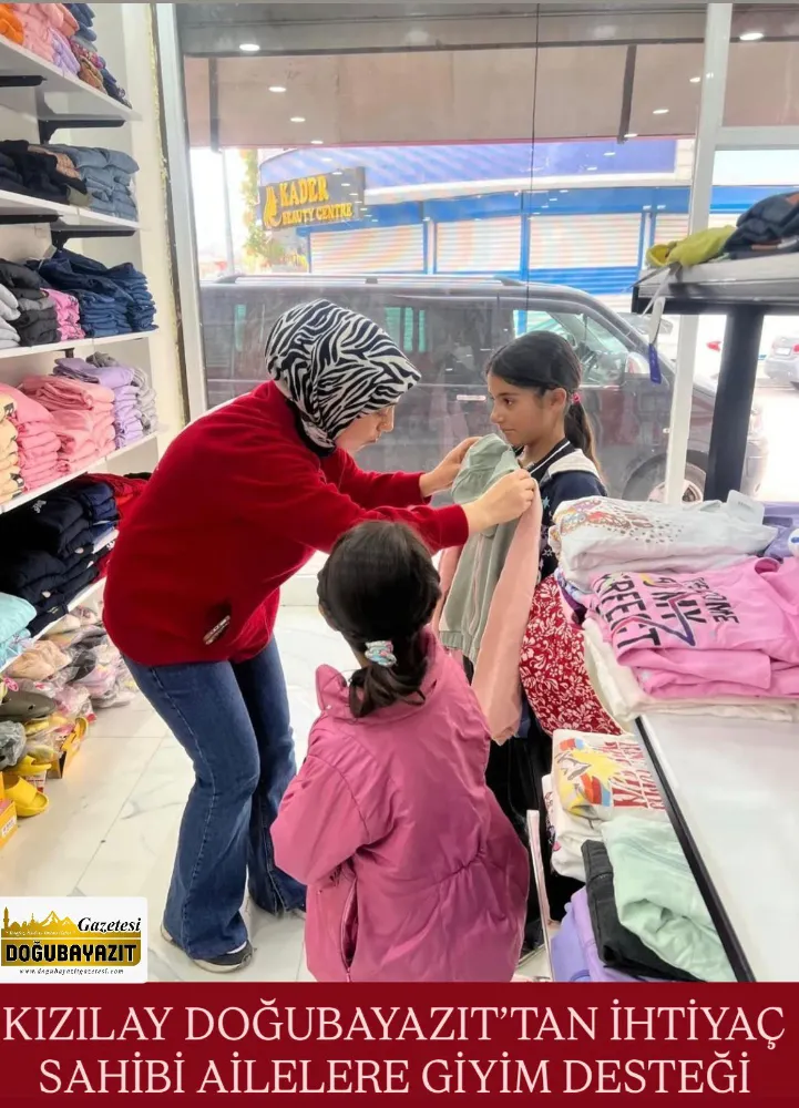 KIZILAY DOĞUBAYAZIT’TAN İHTİYAÇ SAHİBİ AİLELERE GİYİM DESTEĞİ