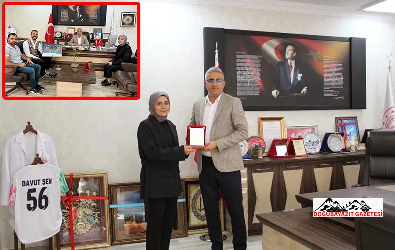 “GELECEĞİ ŞEKİLLENDİREN ELLER” TEMALI YARIŞMADA BİRİNCİLİK ORTA DİREK İLKOKULU’NA