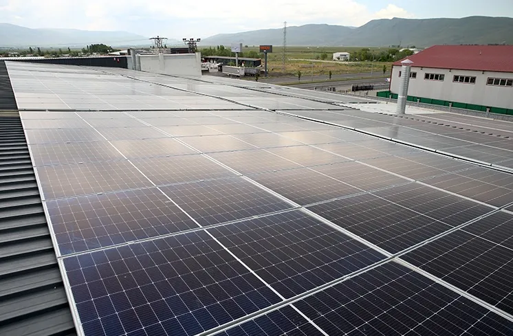 Güneşten elektrik, talaştan ısıyla fabrikasının enerji maliyetini sıfırladı