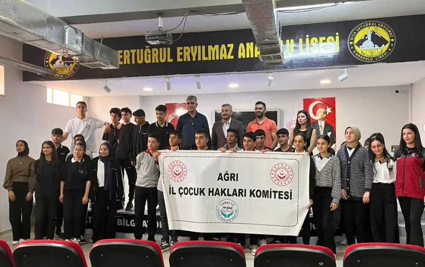 Doğubayazıt’ta Çocuk Hakları Bilgilendirme Sunumu Yapıldı